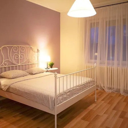 Filinhome Stefanovica 8 Novi Sad