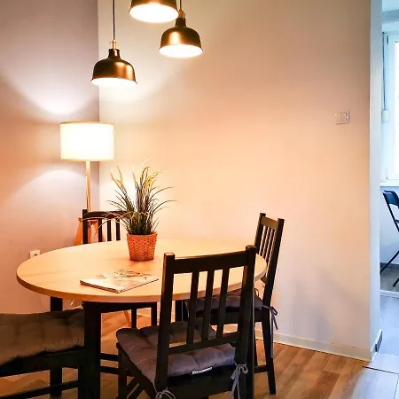Apartment Filinhome Stefanovica 8 *